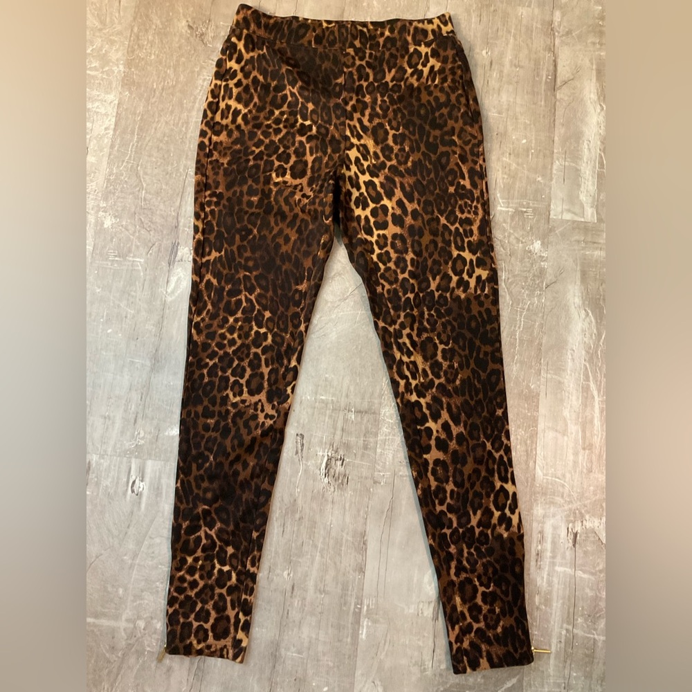 IMAN Brown Leopard Print Pants